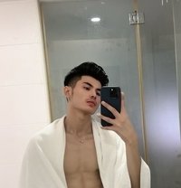 Rasel Muharzan - Male escort in Kuala Lumpur