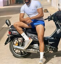 Rashed Alshezly - Male escort in Riyadh