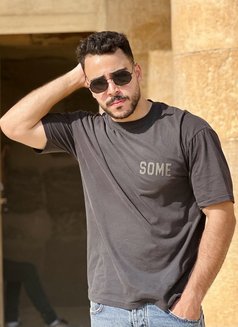 Rashed - Acompañantes masculino in Abu Dhabi Photo 2 of 4