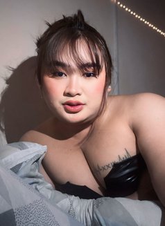 Rashell - Transsexual escort in Abu Dhabi Photo 7 of 7