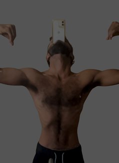 Rashenn Boxx - Male escort in Colombo Photo 1 of 2