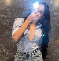 Rashi - escort in Mumbai