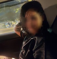Rashia Escorts - puta in Mumbai Photo 1 of 1