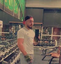 Rashid the monster cock very thick - Male escort in Dubai