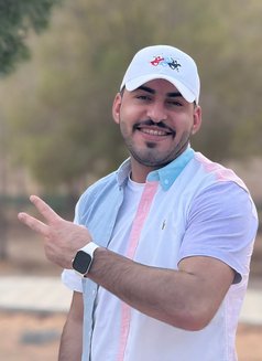 Rashid the monster cock very thick - Male escort in Dubai Photo 6 of 6