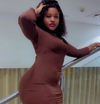 Rashidah - puta in Yiwu