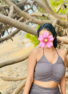 Ravini Girl (Camshow Only) - puta in Colombo Photo 7 of 11