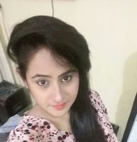 Rashma Busty Indian Escort in Dubai, Pakistani escort in Dubai
