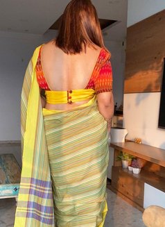 Rashmi bhabhi - Agencia de putas in New Delhi Photo 4 of 6