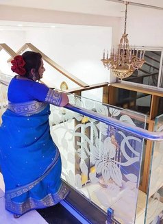 Rashmi bhabhi only bhabhiya available - escort in Chandigarh Photo 5 of 5