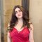 Rashmi - escort in Dubai Photo 3 of 6