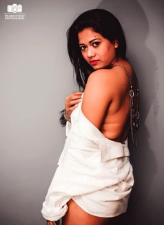 Rashmi Indian Model - escort in Dubai Photo 1 of 3