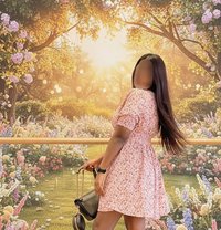 Toya - escort in Colombo