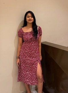 Rashmika - puta in Coimbatore Photo 1 of 2