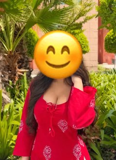 Rashmika - escort in Kochi Photo 1 of 3