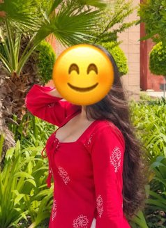 Rashmika - escort in Kochi Photo 3 of 3