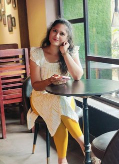 Rashmika - escort in Kolkata Photo 2 of 3