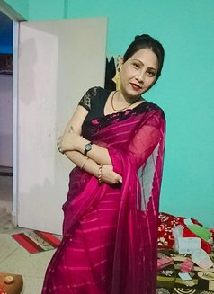 Rashmit ( Real Meet & Cam Show) - puta in Bangalore Photo 2 of 7