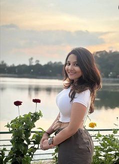 Rashu - escort in Hyderabad Photo 6 of 8