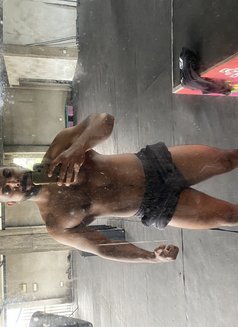 Rasika - Male escort in Colombo Photo 2 of 2