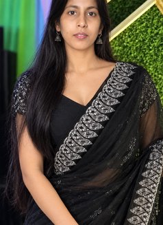 Rat Ki Rani(cam and Real Meet) - puta in Mumbai Photo 5 of 6