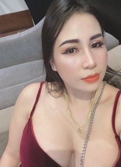 Rate Lady Thailand - escort in Dubai Photo 1 of 5
