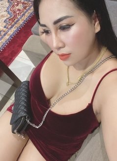 Rate Lady Thailand - puta in Dubai Photo 2 of 5