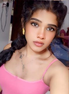 Rathi - Transsexual escort in Chennai Photo 4 of 7