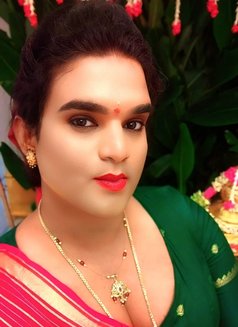 Ratika - Acompañantes transexual in Bangalore Photo 3 of 8