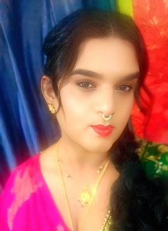 Ratika - Acompañantes transexual in Bangalore Photo 5 of 8