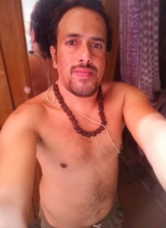 Ratnagiri playboy - Male escort in Ratnagiri Photo 8 of 10