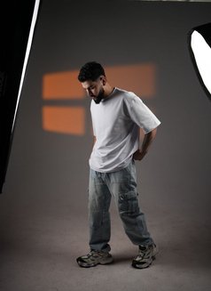 Raul - Male escort in Baku Photo 2 of 6