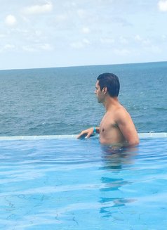 Raul - Acompañantes masculino in Tokyo Photo 2 of 3