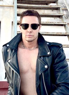 Raul Trans Men With Pussy - Male escort in Valencia Photo 1 of 6