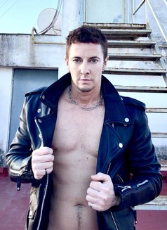 Raul Trans Men With Pussy - Male escort in Valencia Photo 2 of 6