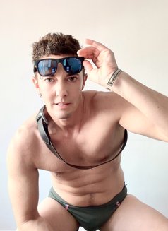 Raul Trans Men With Pussy - Male escort in Valencia Photo 7 of 11
