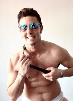 Raul Trans Men With Pussy - Male escort in Valencia Photo 9 of 11
