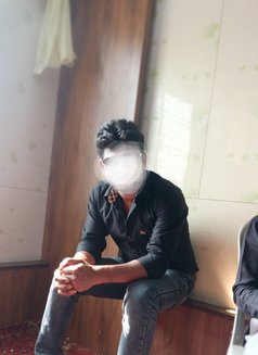 Raunak - Male escort in Nagpur Photo 1 of 1