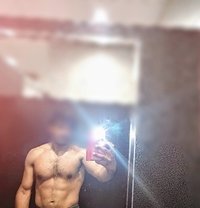 Rookie masseur with a cumdump hole - Male escort in Toronto