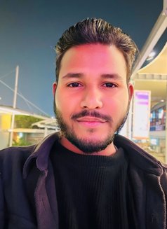 Raushan Sharma - Male adult performer in New Delhi Photo 1 of 2