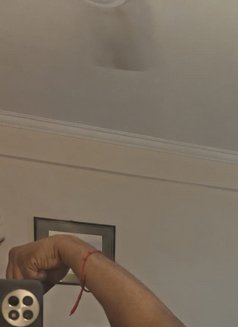 Ravananan - Acompañantes masculino in Chennai Photo 1 of 3