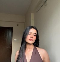 Raveena the Perfect Sexy Mistress for De - escort in Guwahati