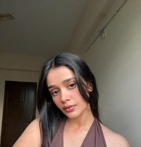 Raveena the Perfect Sexy Mistress for De - escort in Guwahati