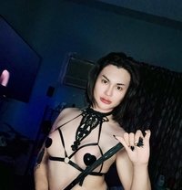 RAVEN IS HERE!Dont settle for less honey - Transsexual dominatrix in Riyadh