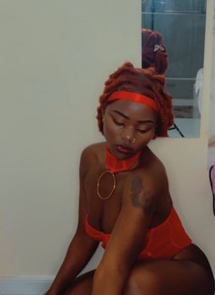  Raven - escort in Nairobi Photo 1 of 6