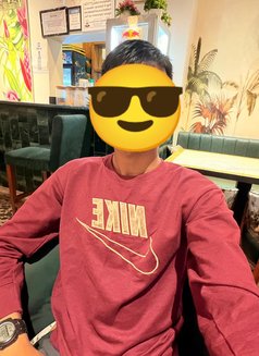 Ravi 69 for Females - Male escort in Kolkata Photo 1 of 3