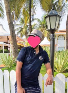 Ravi - Male escort in Mumbai Photo 4 of 8