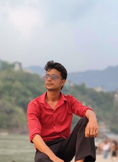 Ravi - Acompañantes masculino in Dehradun, Uttarakhand Photo 1 of 3