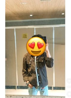 Ravi - Male escort in Varanasi Photo 1 of 3