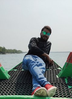 Ravi Palai - Acompañantes masculino in Kolkata Photo 5 of 9